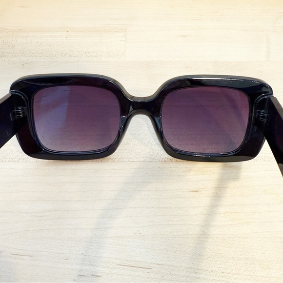 ANTHROPOLOGIE Black Square Sunglasses NEW - Picture 4 of 4